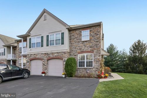 47 Sunrise Ct, FEASTERVILLE TREVOSE, PA, 19053-6464 | Card Image
