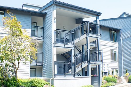 apt-234-2611 Ne 4th St, Renton, WA, 98056-4052 | Card Image