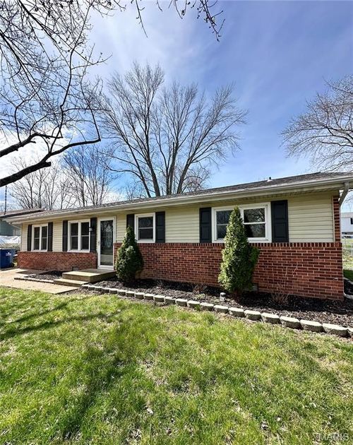 409 Hawthorne Dr, Union, MO, 63084-2219 | Card Image