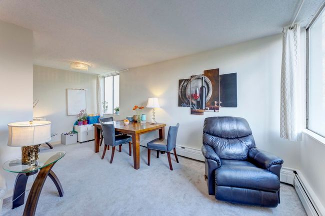 1004 - 2008 Fullerton Avenue, Condo with 2 bedrooms, 1 bathrooms and 1 parking in North Vancouver BC | Image 3