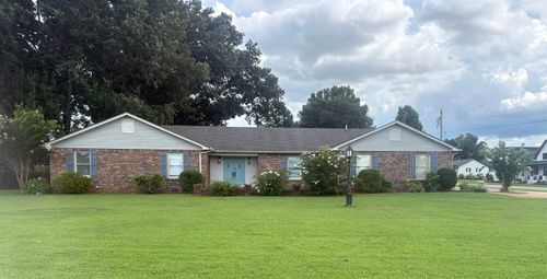 1604 E 6th St, Muscle Shoals, AL, 35661 | Card Image
