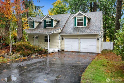 16376 Se 40th St, Bellevue, WA, 98006-1806 | Card Image