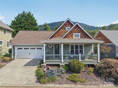 5 Olde Cottage Ln, Asheville, NC, 28803-1688 | Card Image