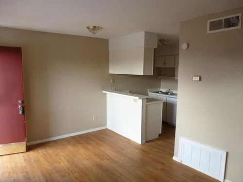 919 E 46th St, Austin, TX, 78751-4000 | Card Image