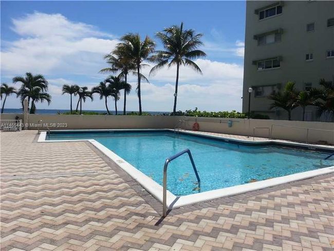 APT-1402 - 1800 S Ocean Blvd, Condo with 3 bedrooms, 2 bathrooms and null parking in Pompano Beach FL | Image 11