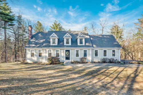 18 Stonebridge Rd, Groveland, MA, 01834-1751 | Card Image