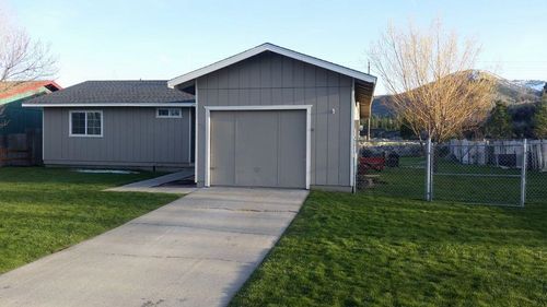 304 Patterson Ave, Loyalton, CA, 96118-5714 | Card Image