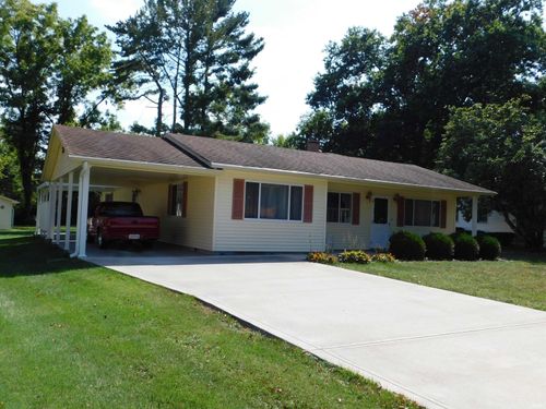 4241 W Doyle Ave, Bloomington, IN, 47403-2620 | Card Image