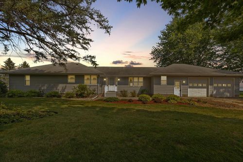 30500 W County Line Rd, Pemberton, MN, 56078-2225 | Card Image