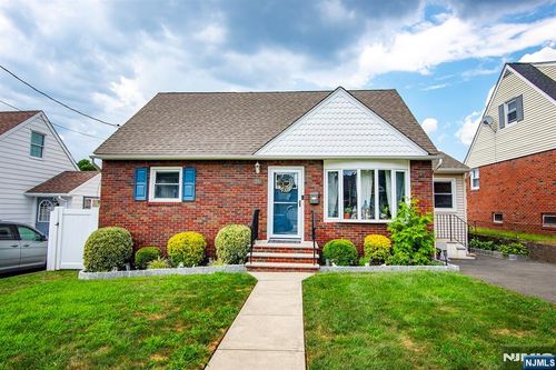 25 Philip Ave, Elmwood Park, NJ, 07407-1539 | Card Image