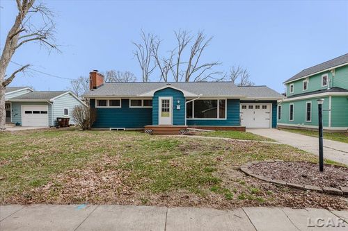 302 N Van Buren St, Tecumseh, MI, 49286-1352 | Card Image