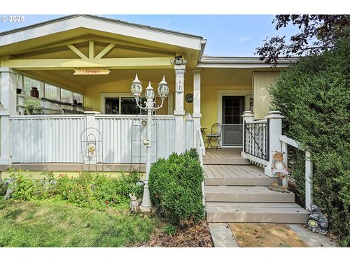 707 Harrison St, Wasco, OR, 97065-3136 | Card Image