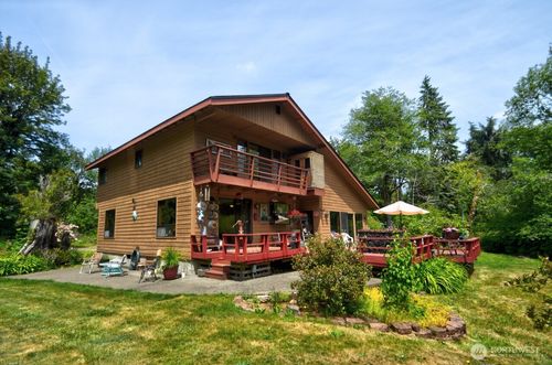 13273 W Cloquallum Rd, Elma, WA, 98541-9679 | Card Image