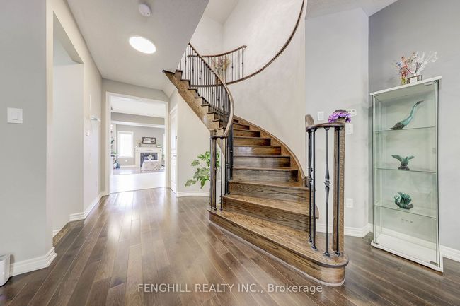 23 Cherna Ave, House attached with 6 bedrooms, 4 bathrooms and 2 parking in Markham ON | Image 5