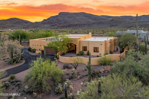 7488 W Ina Rd, Tucson, AZ, 85743-8240 | Card Image
