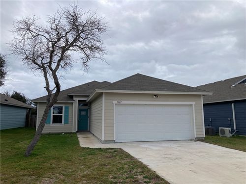 1907 Shellbank Ave, Aransas Pass, TX, 78336-2241 | Card Image