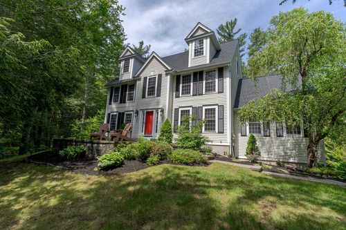 22 Captains Way, Exeter, NH, 03833-4571 | Card Image