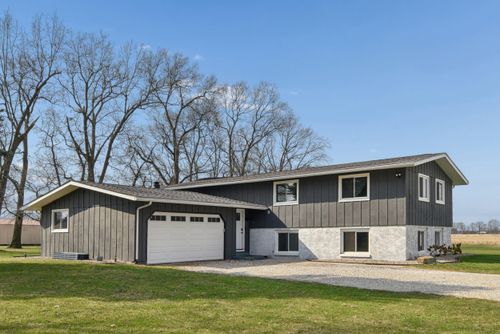 5225 W 1000 S, Union Mills, IN, 46382-9514 | Card Image