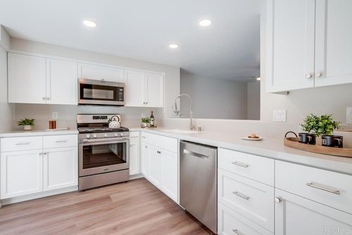 11033 Scripps Ranch Blvd, San Diego, CA, 92131 | Card Image