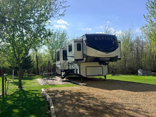 20-67 Woodhaven Dr E, Sublette, IL, 61367 | Card Image