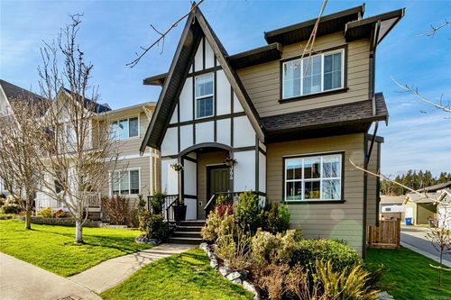 364 Kestrel St, Victoria, BC, V9C0L9 | Card Image
