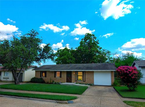 4318 Pineridge Dr, Garland, TX, 75042-6159 | Card Image