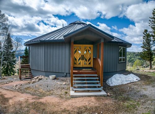 30 Hazel Lake Dr, Cimarron, CO, 81220-9527 | Card Image