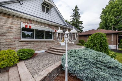 616 Park Rd N, House other with 4 bedrooms, 2 bathrooms and 10 parking in Oshawa ON | Image 3