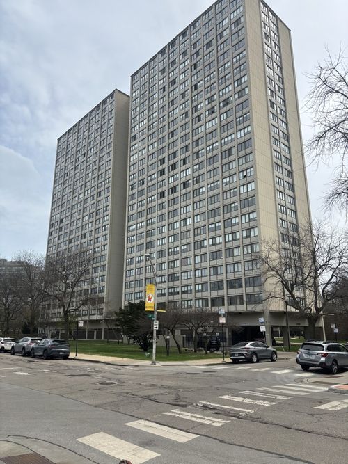 apt-605-4800 S Lake Park Ave, Chicago, IL, 60615-2046 | Card Image