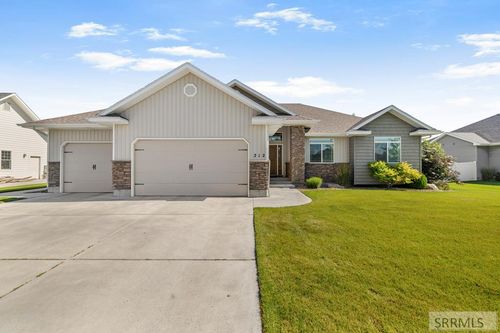 212 Calistoga Dr, Idaho Falls, ID, 83404-4923 | Card Image