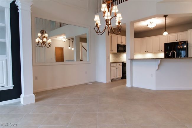 507 Vintage Pt, Condo with 3 bedrooms, 3 bathrooms and null parking in Avon Lake OH | Image 17