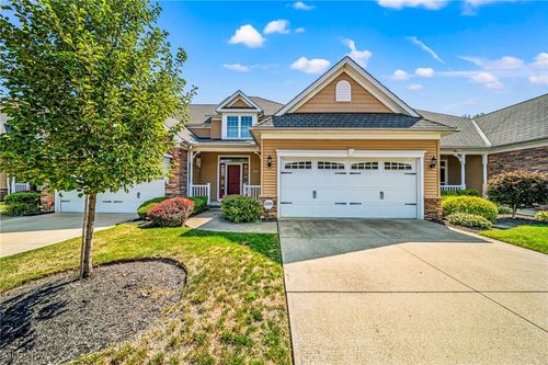 41-5143 Shepherds Gln, Willoughby, OH, 44094-3388 | Card Image
