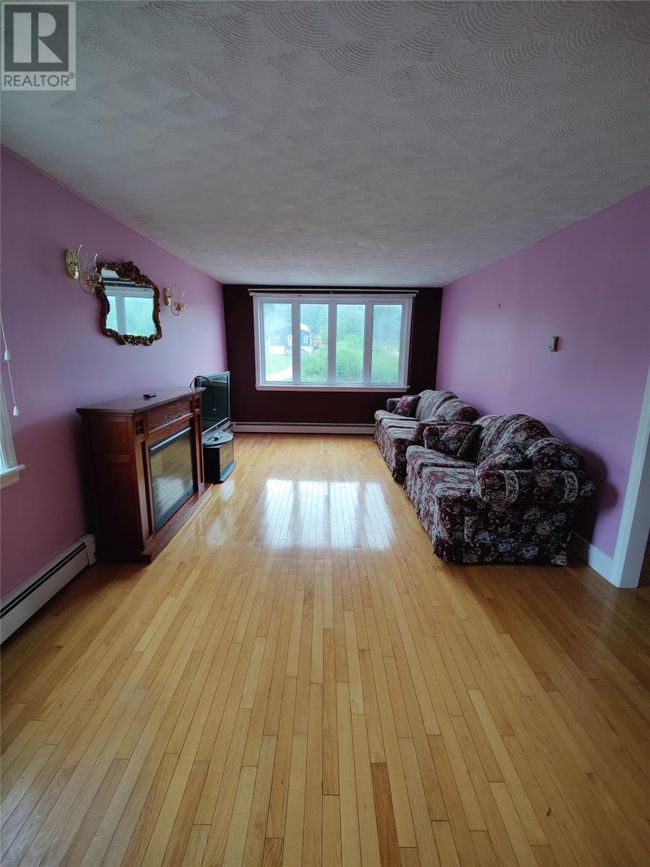 69 Main St N, House other with 2 bedrooms, 2 bathrooms and null parking in Glovertown NL | Image 6
