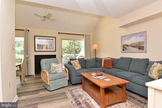 UNIT-427 - 20802 Spring Lake Dr, Condo with 2 bedrooms, 2 bathrooms and null parking in REHOBOTH BEACH DE | Image 7