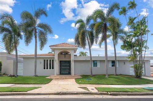 840 Malaga, GUAYNABO, PR, 00966 | Card Image
