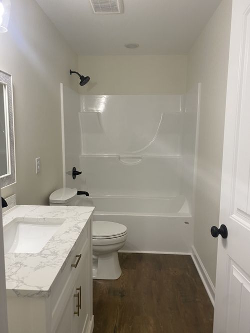 81 Lighthouse Dr, Summertown, TN, 38483-2000 | Card Image