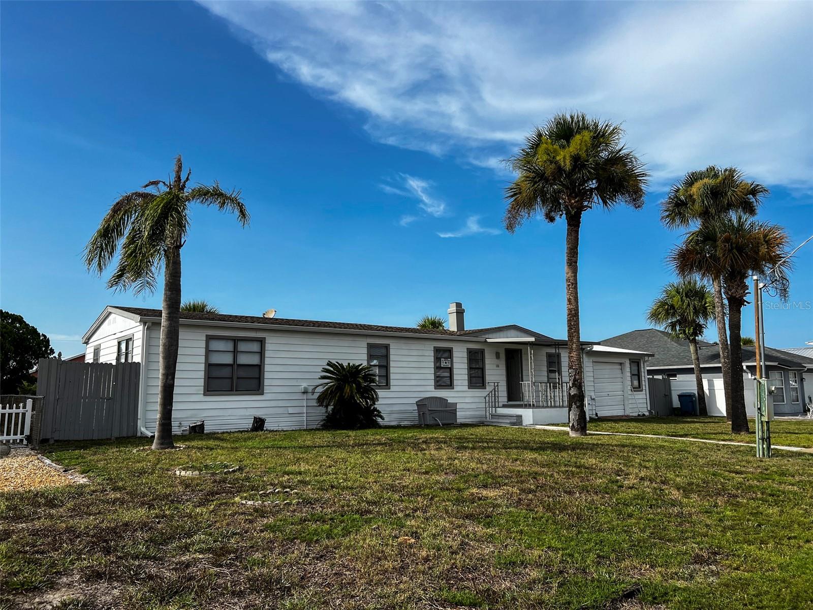 Douglas St, Edgewater, FL 32141