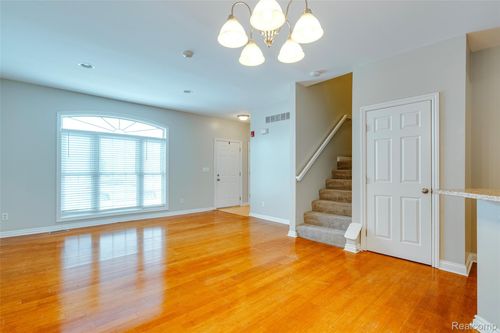 1584 Commodore Cir, Canton, MI, 48187-6626 | Card Image