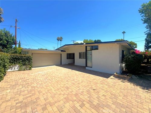 17731 Elkwood St, Reseda, CA, 91335 | Card Image