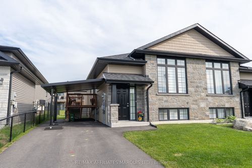 2443 Watson Cres, Cornwall, ON, K6H0H8 | Card Image