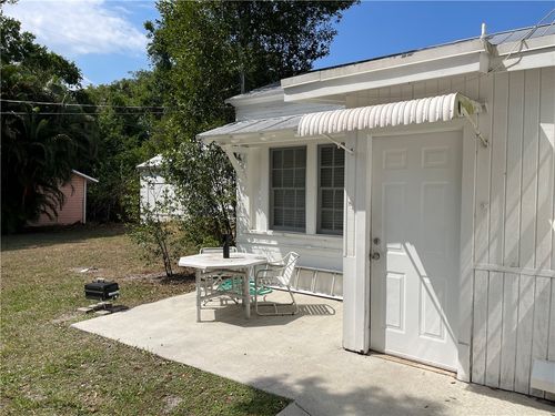 b-1837 22nd Ave, Vero Beach, FL, 32960-3081 | Card Image