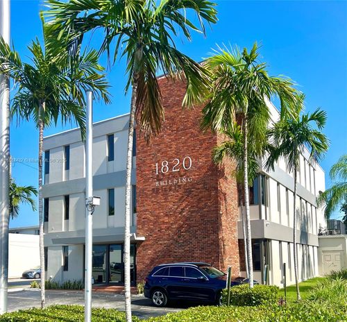 1820 Ne 163rd St, North Miami Beach, FL, 33162-4801 | Card Image