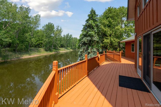 Main Level Deck | Image 31