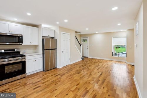 3701 Manchester Ave, BALTIMORE, MD, 21215-5923 | Card Image