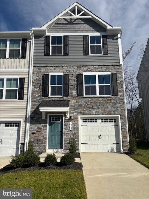 7263 Congressional Cir, Ruther Glen, VA, 22546-2985 | Card Image