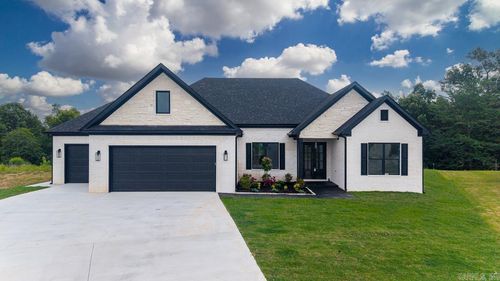 611 Corondelet Ln, Maumelle, AR, 72113-7890 | Card Image