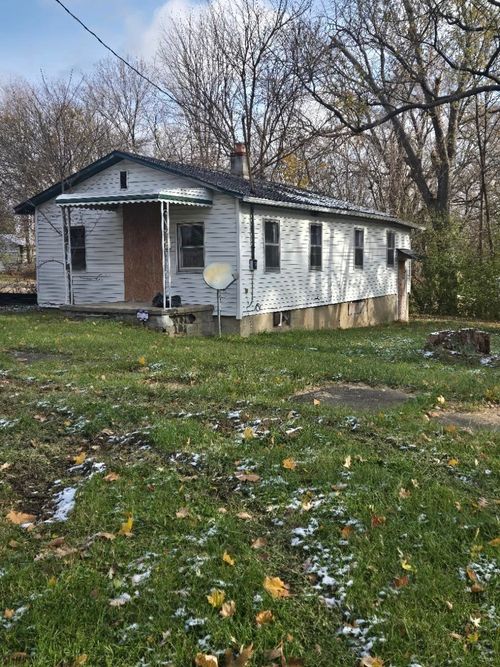 2221 Howard Ave, Flint, MI, 48503-5810 | Card Image