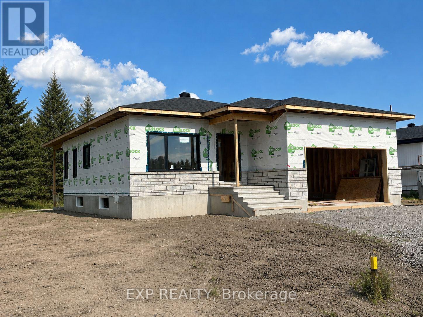 Residential in Clarence-Rockland 3