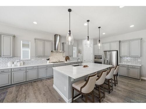 9035 Basalt Ln, Littleton, CO, 80125-8491 | Card Image