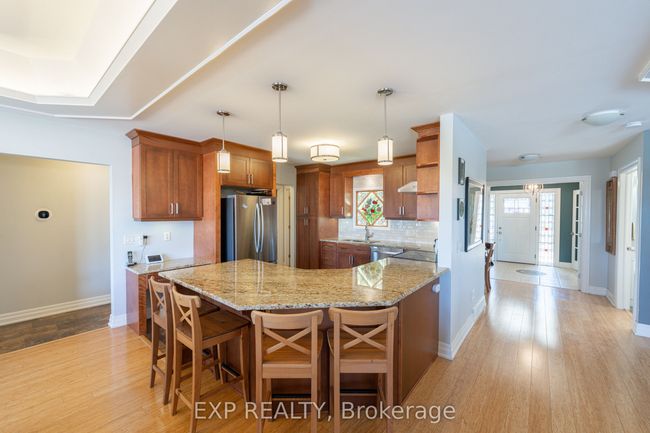 686 Warner Rd, House other with 6 bedrooms, 4 bathrooms and 6 parking in Niagara On The Lake ON | Image 8